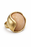 Anel Serena Dourado Feminino Design Orgânico com Pedra Central e Design Moderno