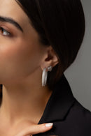 Brinco argola cravejada G